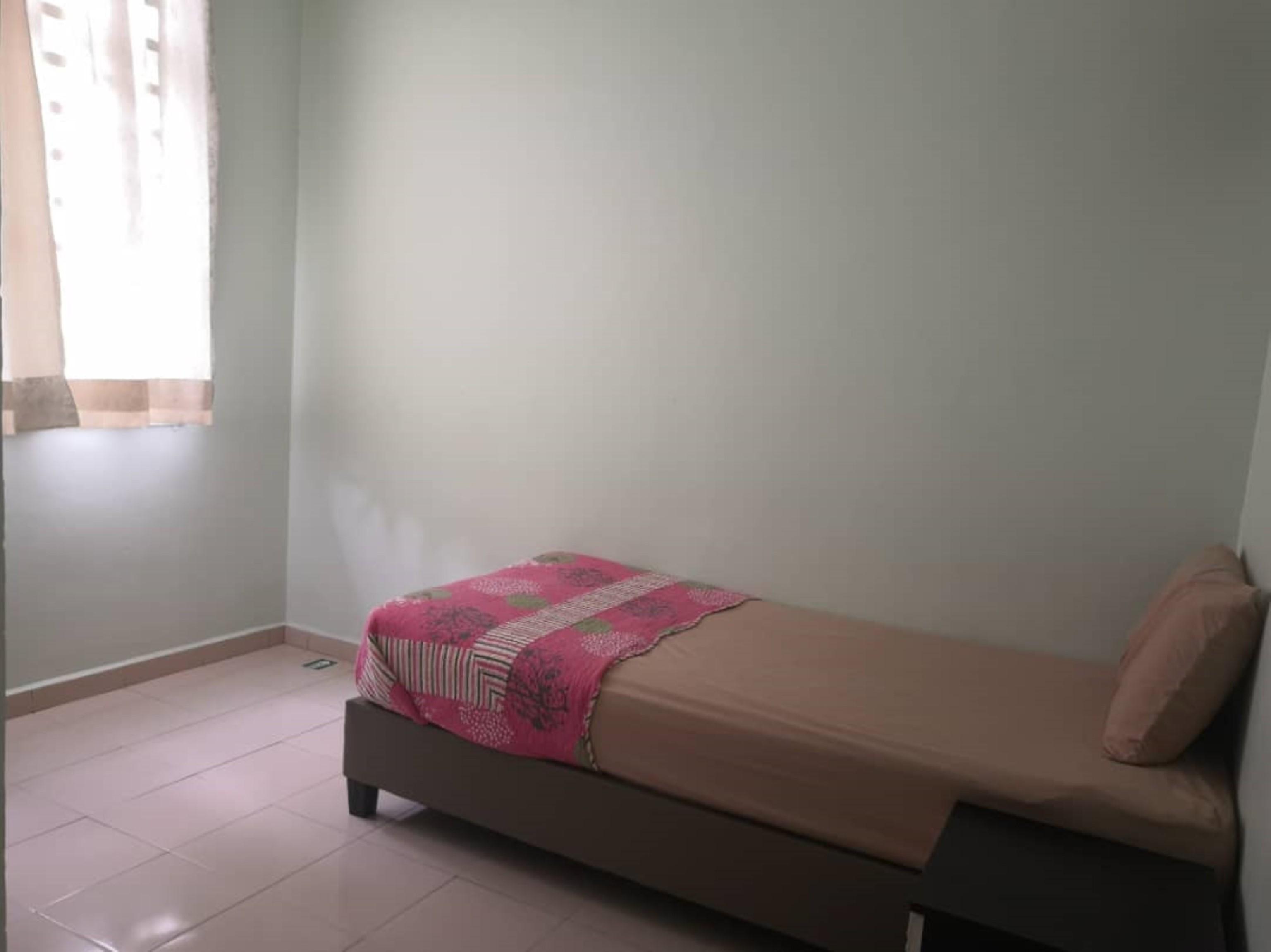OYO 90132 Come Inn Premium Kuala Terengganu Exterior foto
