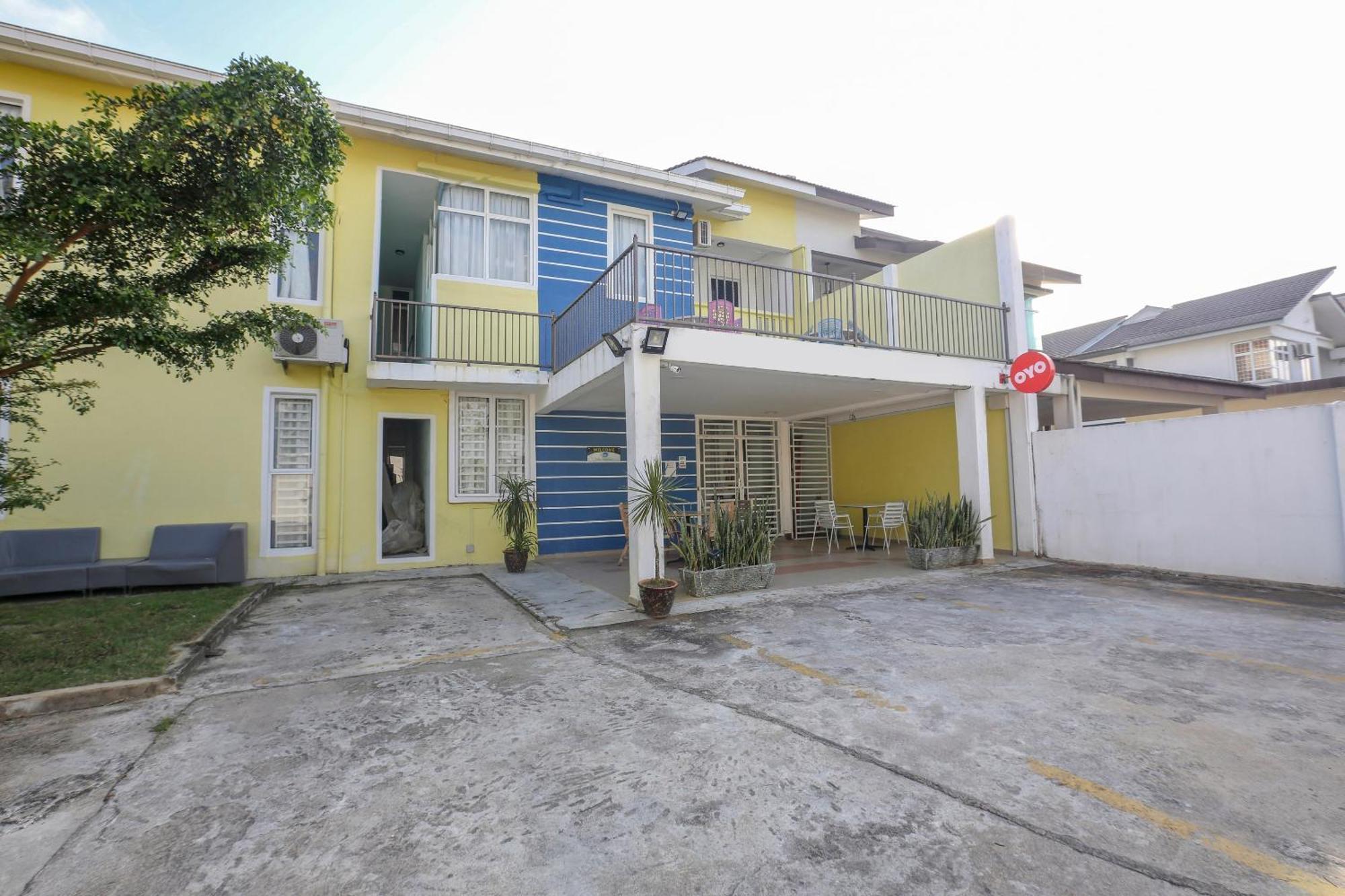 OYO 90132 Come Inn Premium Kuala Terengganu Exterior foto